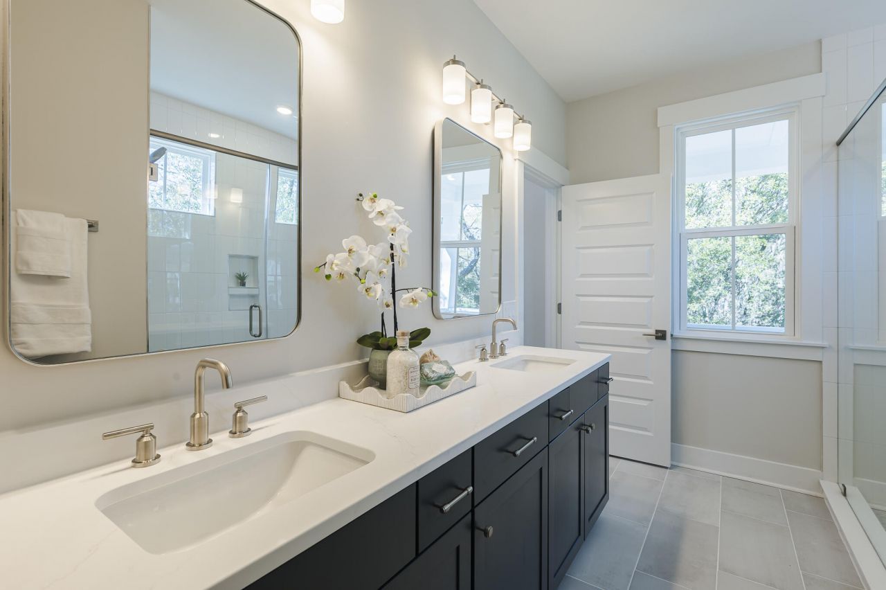 1370 Lucinda Street Photo 32