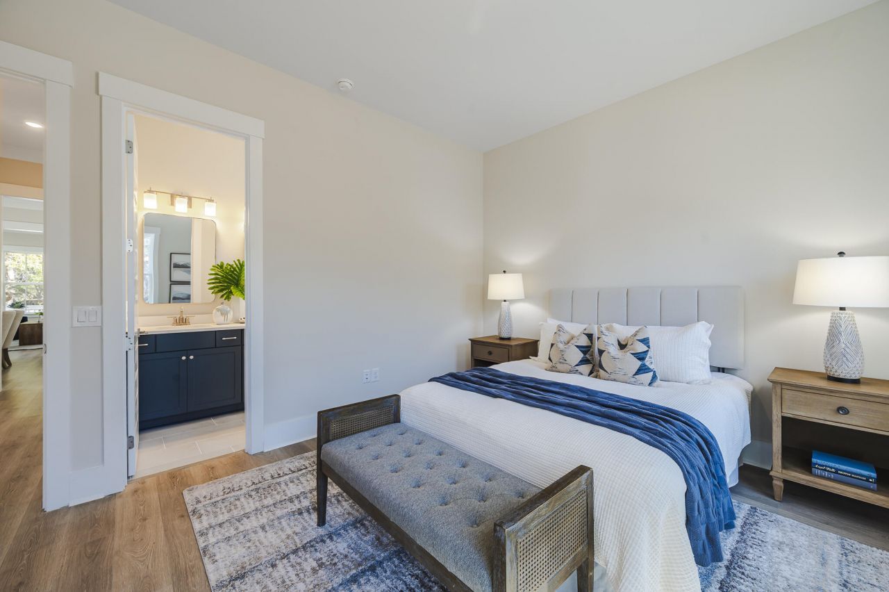 1370 Lucinda Street Photo 4