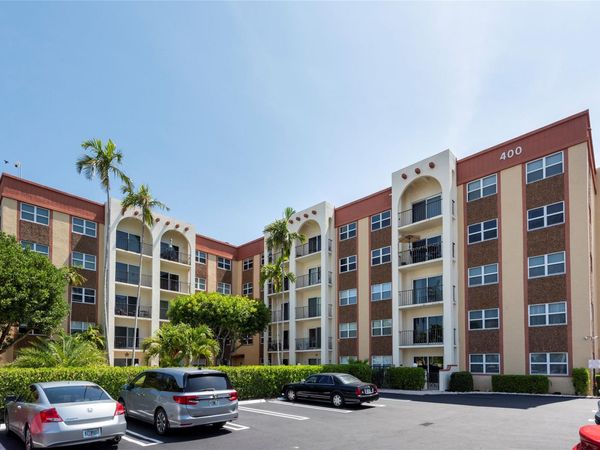 400 N Riverside Drive, Unit 106, Pompano Beach, FL 33062