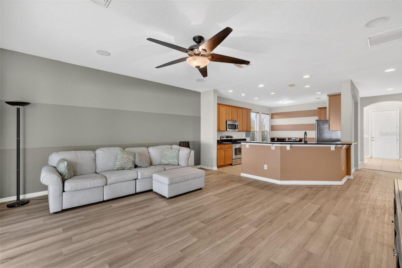 2598 Plumadore Drive, Grand Island, FL 32735 Photo