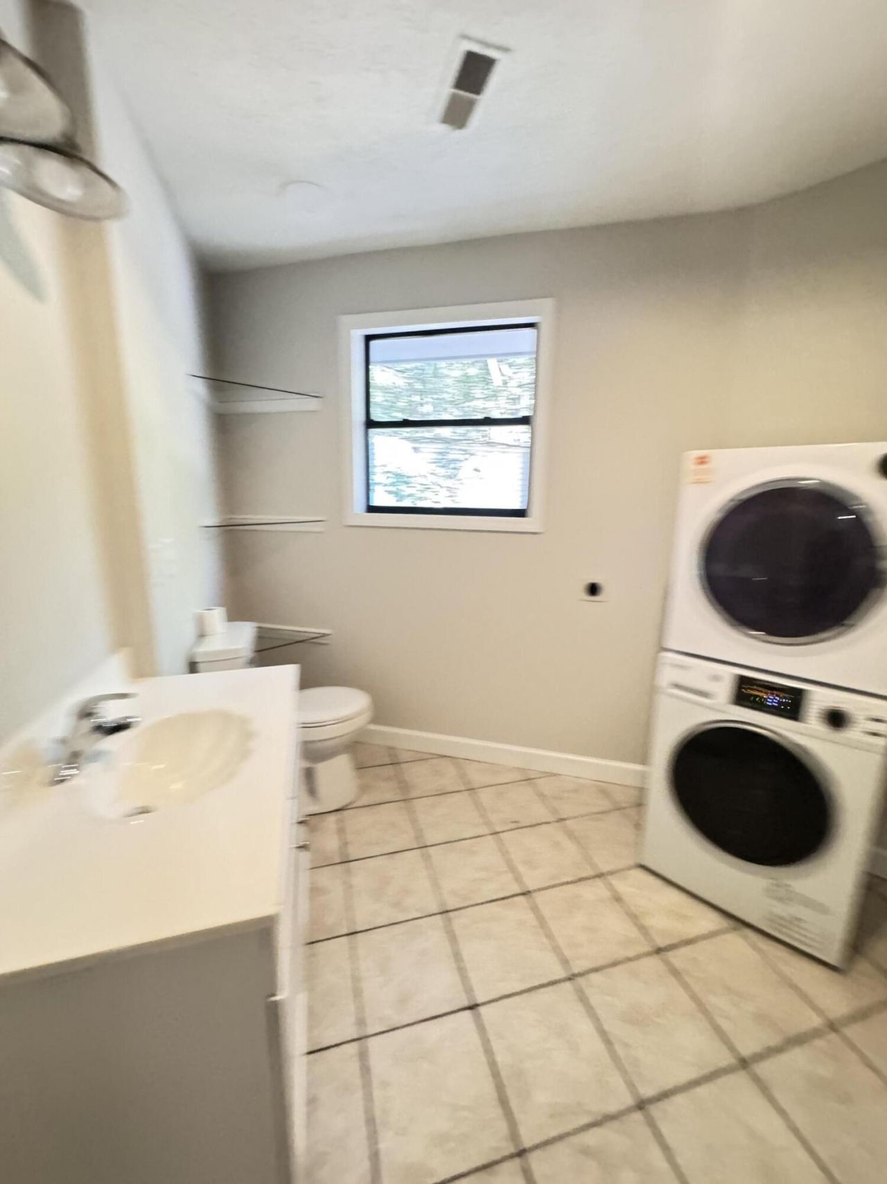 70 Chrissy Drive Photo 18