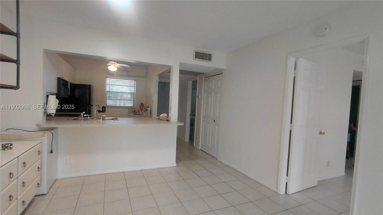 Please Call For Address, Unit 202, Davie, FL 33324 Photo