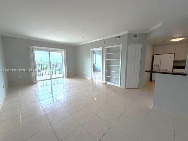 1627 SW 37th Ave, Unit 406, Miami, FL 33145 Photo