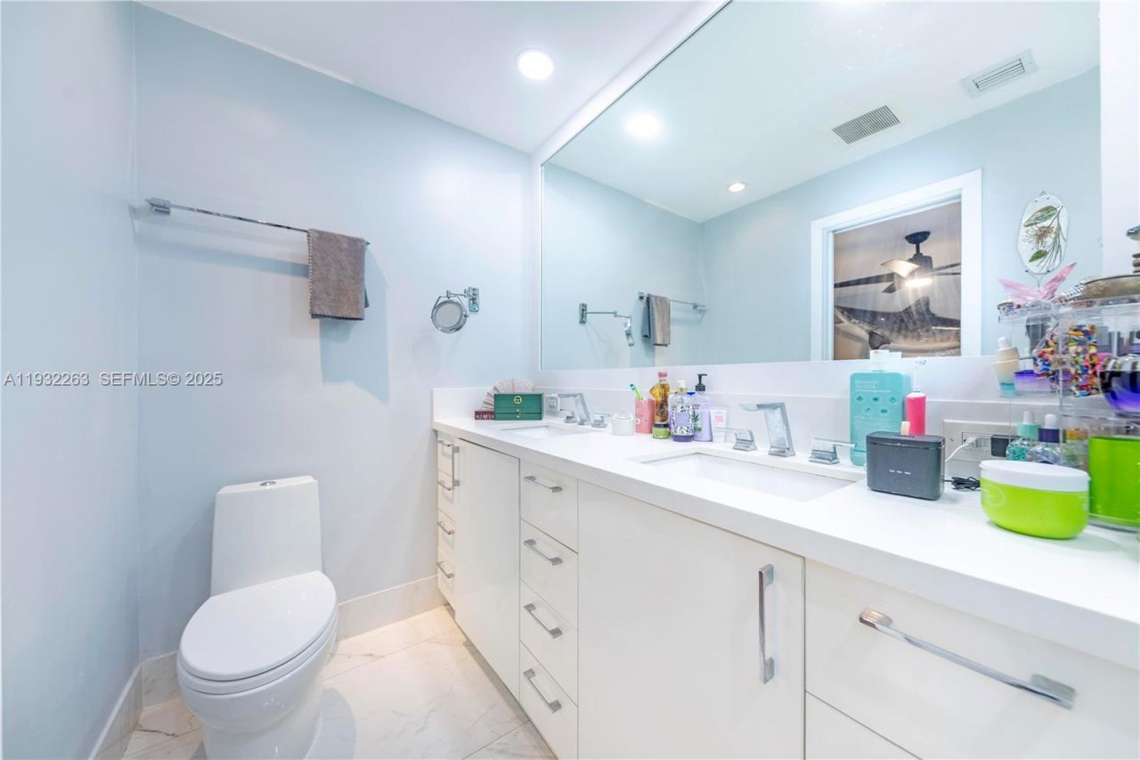 4093 NW 1st Pl, Deerfield Beach, FL 33442 Photo