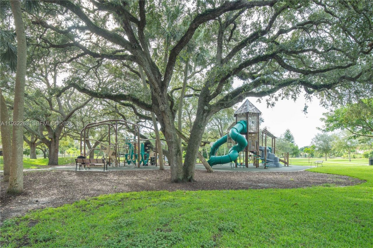 4093 NW 1st Pl, Deerfield Beach, FL 33442 Photo