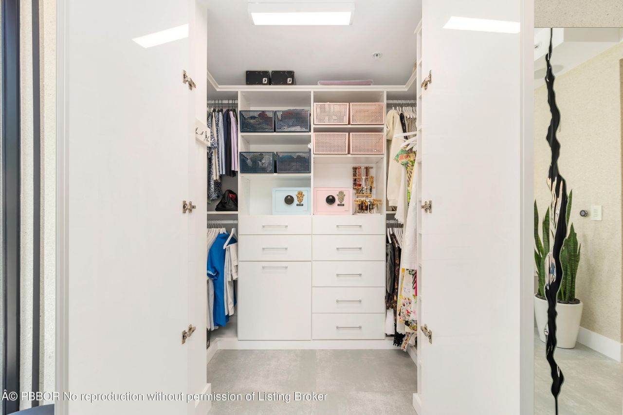 106 Inlet Way, Unit 202, Palm Beach Shores, FL 33404 Photo