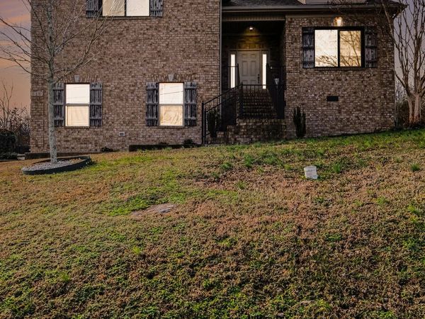 515 McGrath Dr, Smyrna, TN 37167