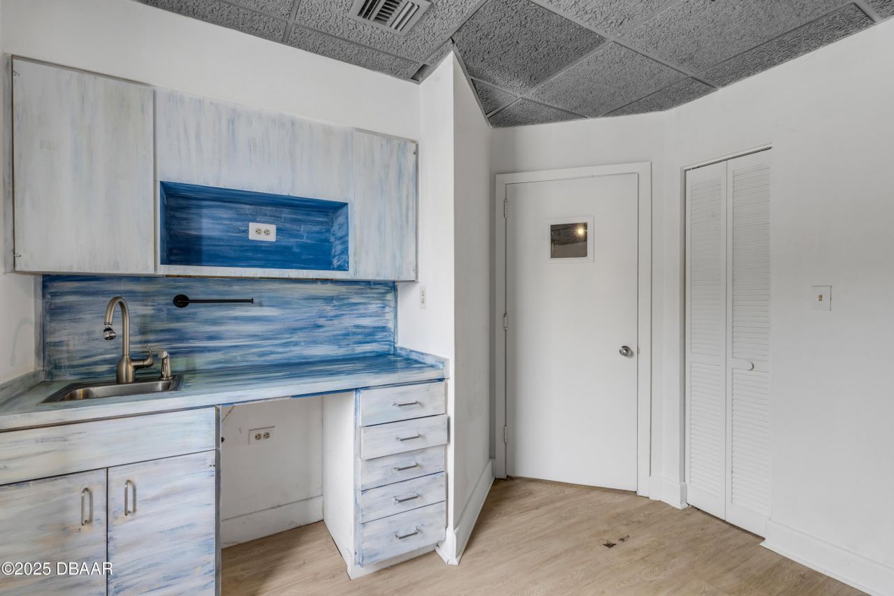 109 N Causeway, New Smyrna Beach, FL 32169 Photo