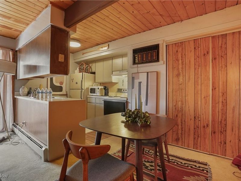 1722 Treetop Trail, Unit 11, Akron, OH 44313 Photo 11