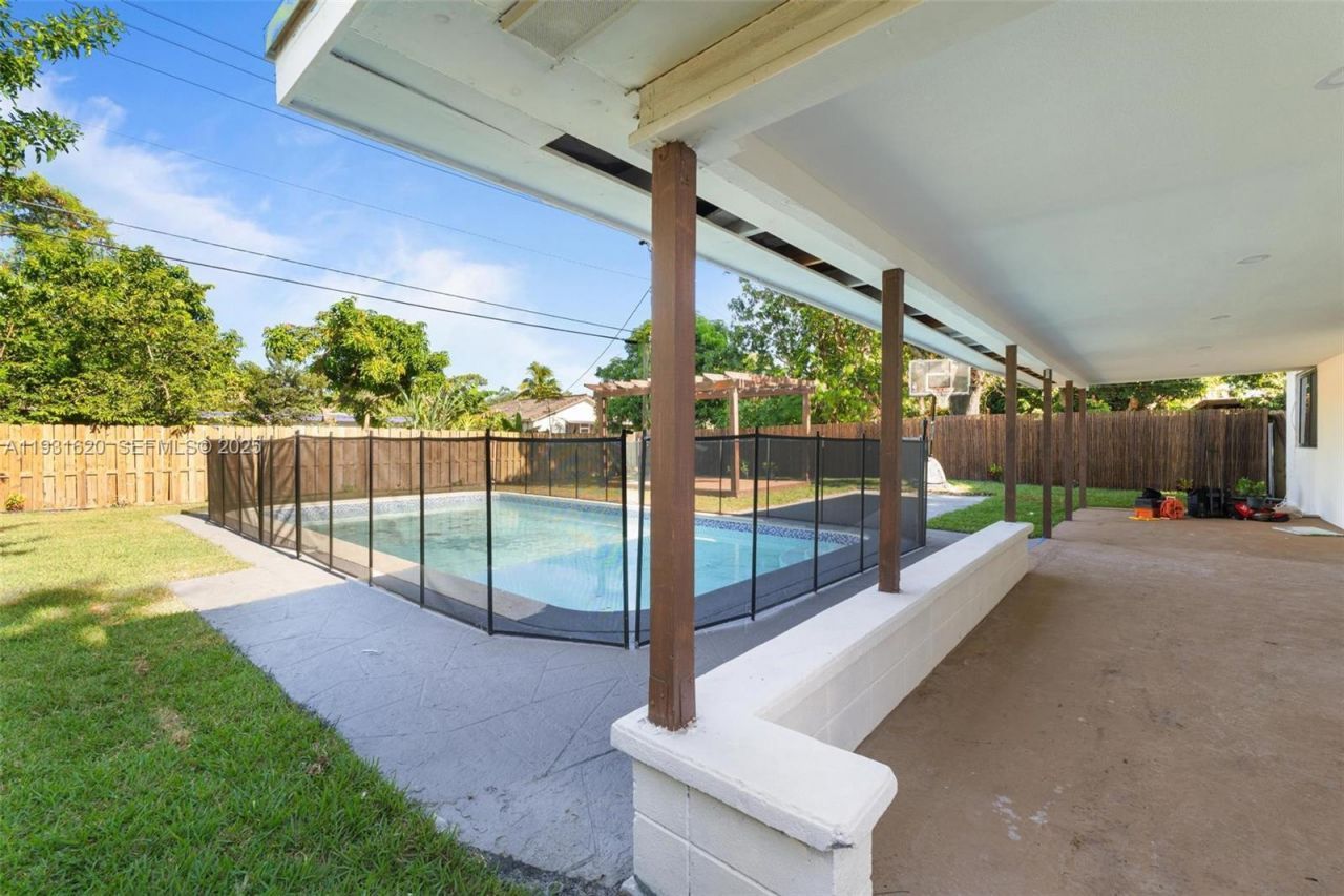 1516 SW 30th Terrace , Fort Lauderdale, FL 33312 Photo