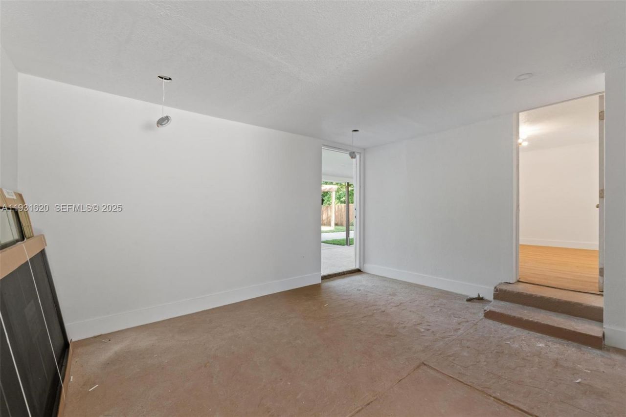 1516 SW 30th Terrace , Fort Lauderdale, FL 33312 Photo