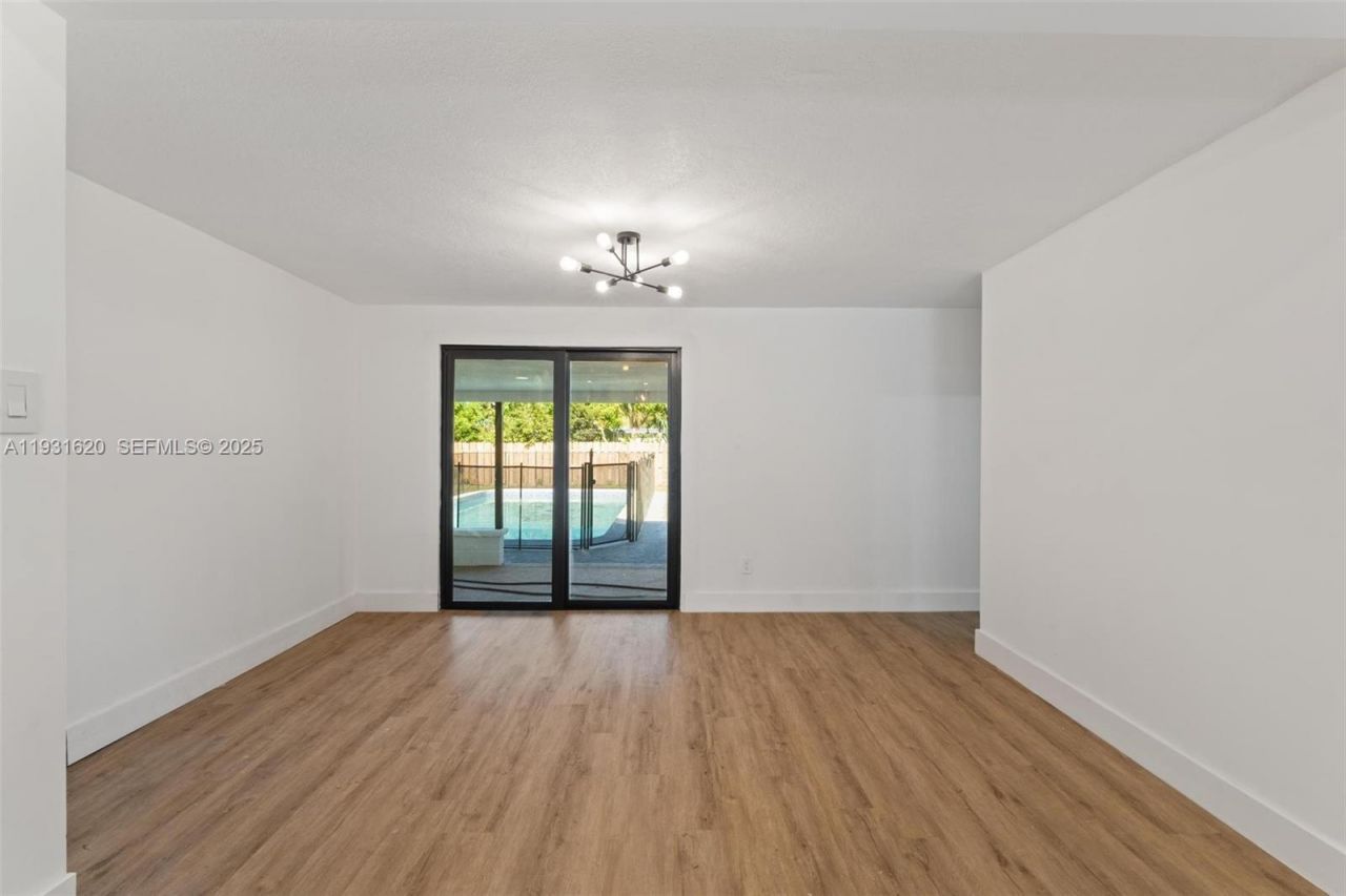 1516 SW 30th Terrace , Fort Lauderdale, FL 33312 Photo