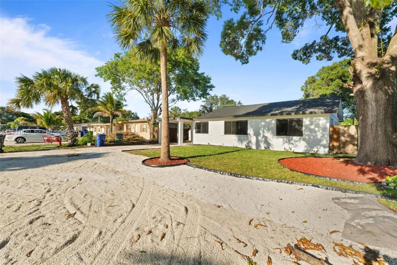 1516 SW 30th Terrace , Fort Lauderdale, FL 33312 Photo