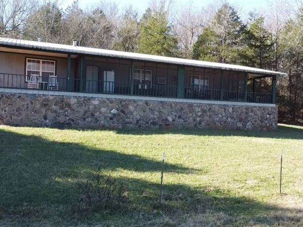 7811 Victory Lane, St Joe, AR 72650