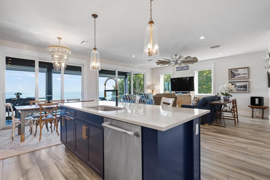 915 N Shore Drive, Anna Maria, FL 34216 Photo