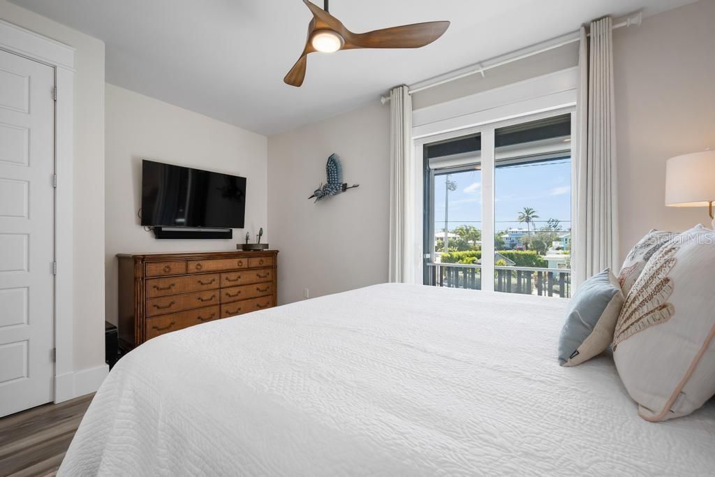 915 N Shore Drive, Anna Maria, FL 34216 Photo