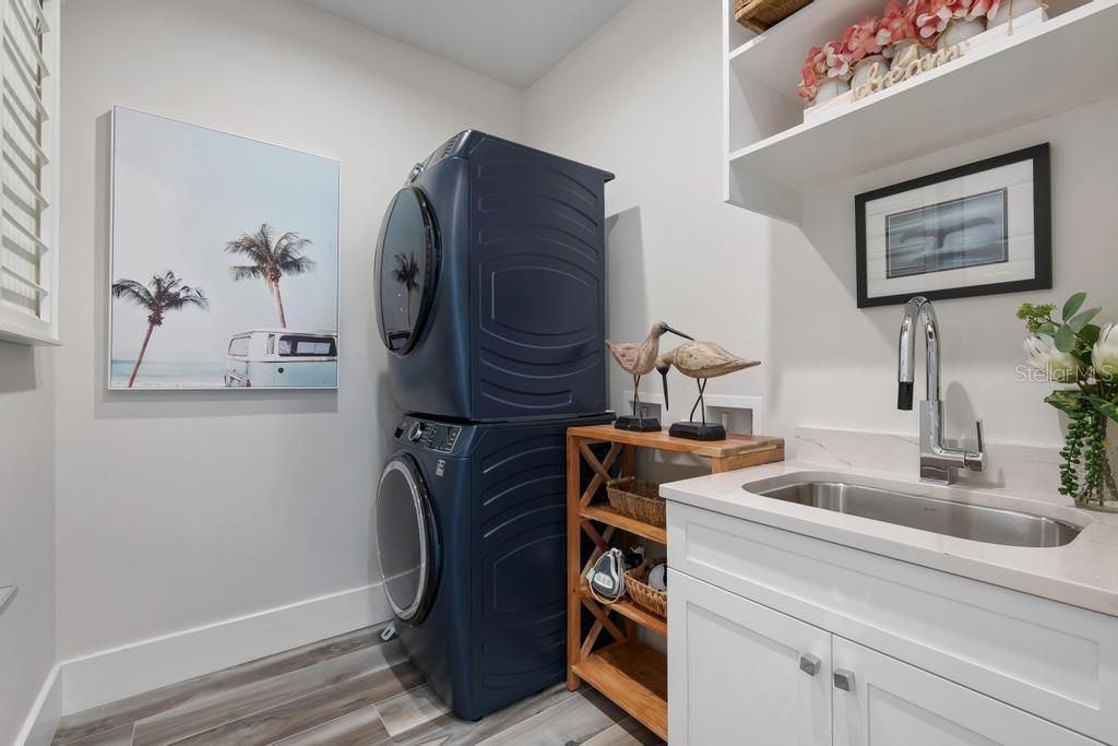 915 N Shore Drive, Anna Maria, FL 34216 Photo