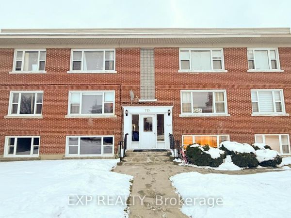 725 Melbourne Avenue, Unit 1, Ottawa, ON K2A1X4