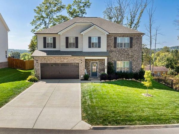 212 Aspen Drive, Lenoir City, TN 37771