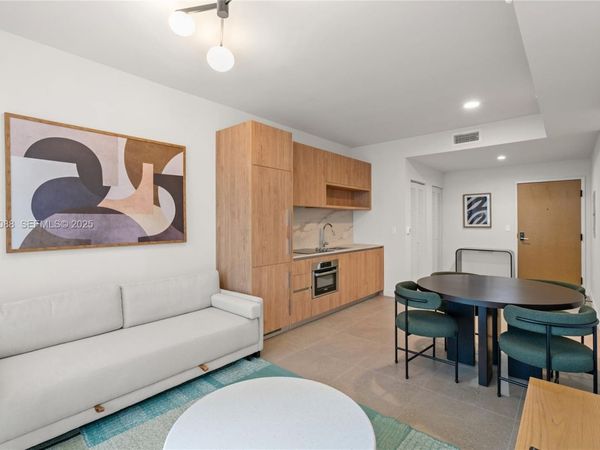 11 NE 6th St, Unit 2005, Miami, FL 33132