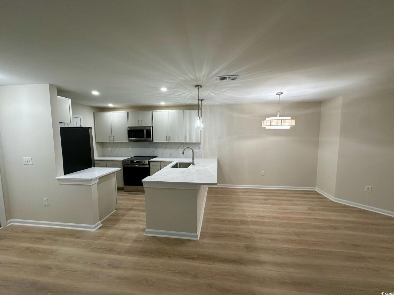 9 Pistachio Loop Photo 2