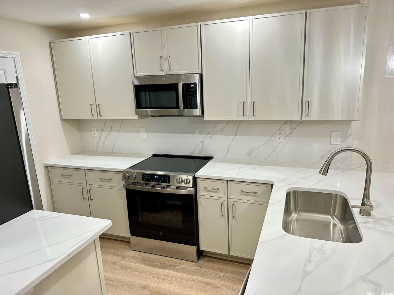 9 Pistachio Loop Photo 5