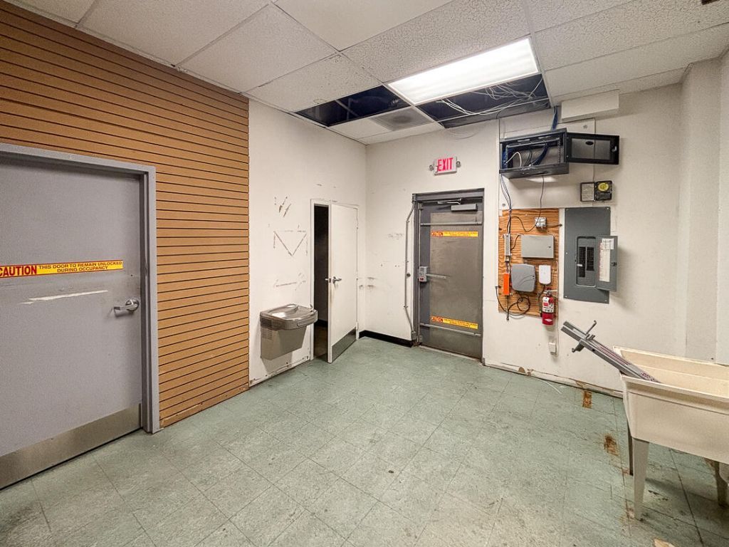 505 N Highway 52 Photo 16