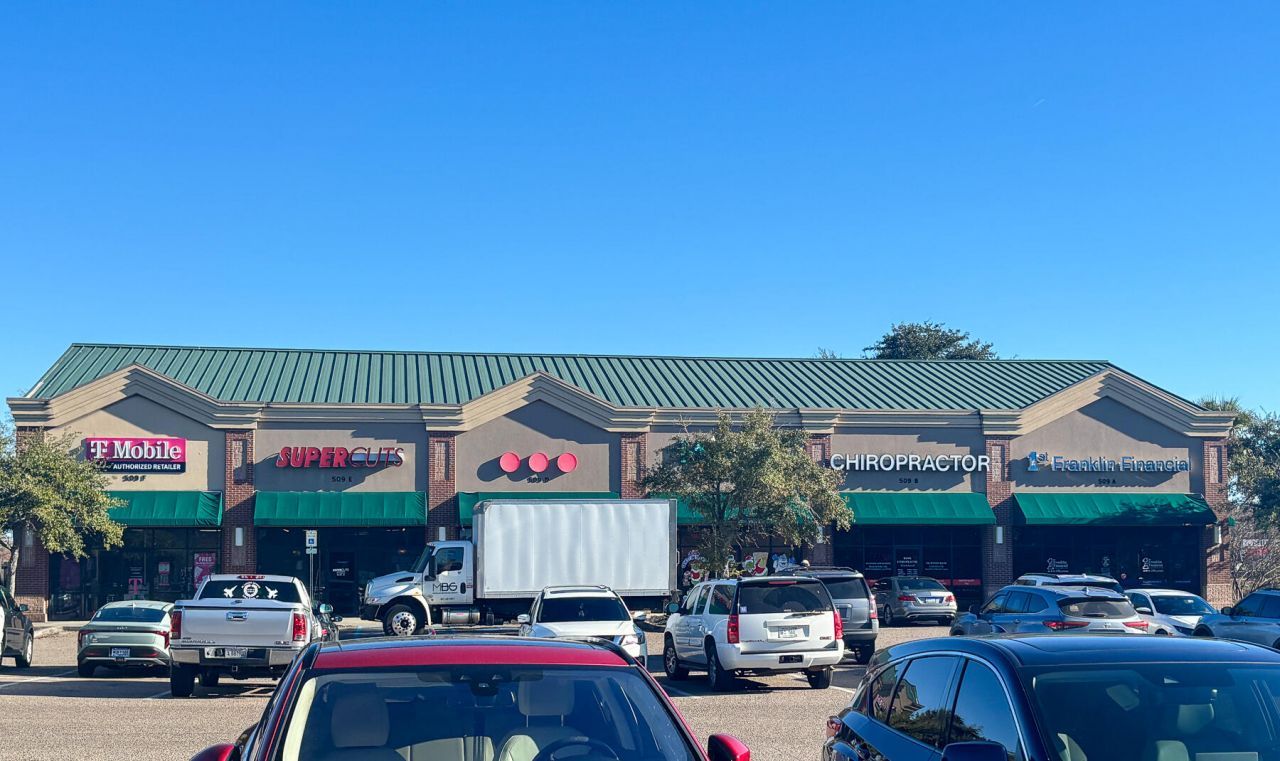 505 N Highway 52 Photo 4