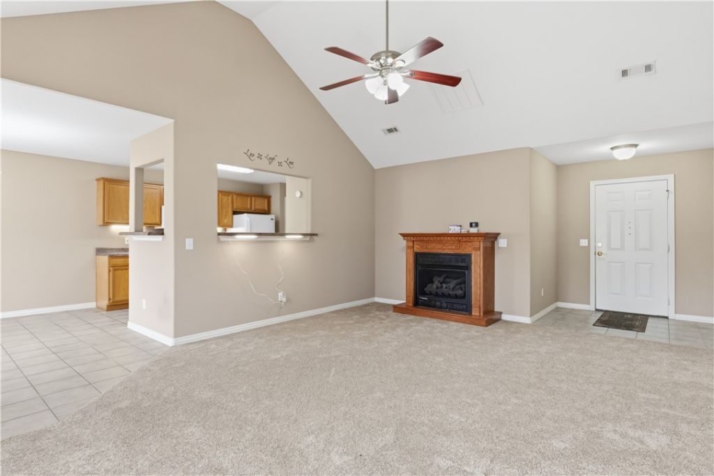 900 Churchill Court, Gentry, AR 72734 Main Photo