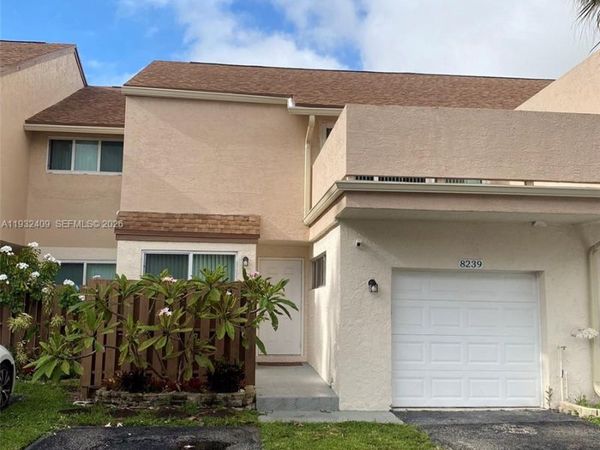 Unit 3, Plantation, FL 33324