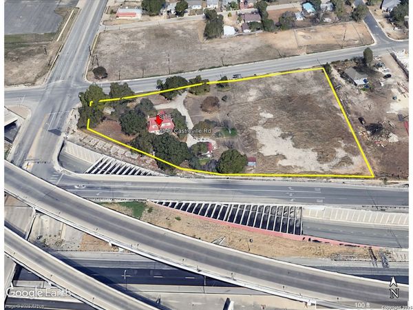 2940 Castroville, San Antonio, TX 78237