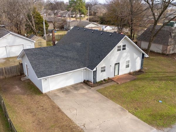 703 N 36th Street , Grove, OK 74344