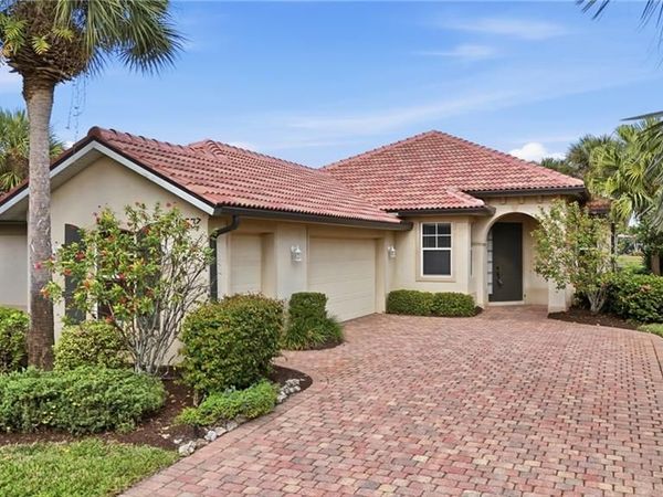 10537 Bella Vista DR, FORT MYERS, FL 33913