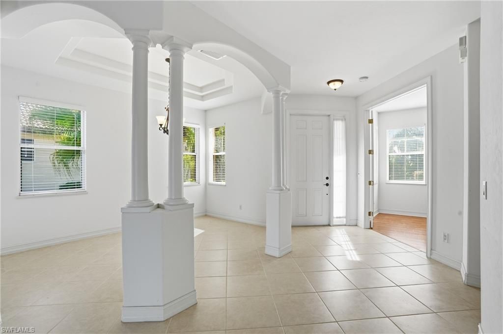 10537 Bella Vista Dr, Fort Myers, FL 33913 Photo