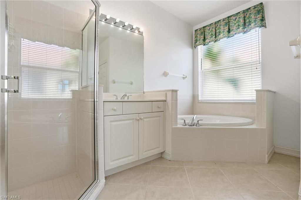 10537 Bella Vista Dr, Fort Myers, FL 33913 Photo