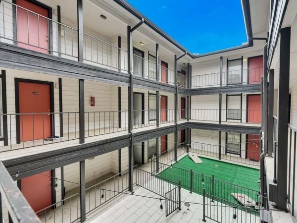2803 Hemphill PARK, Unit B305, Austin, TX 78705