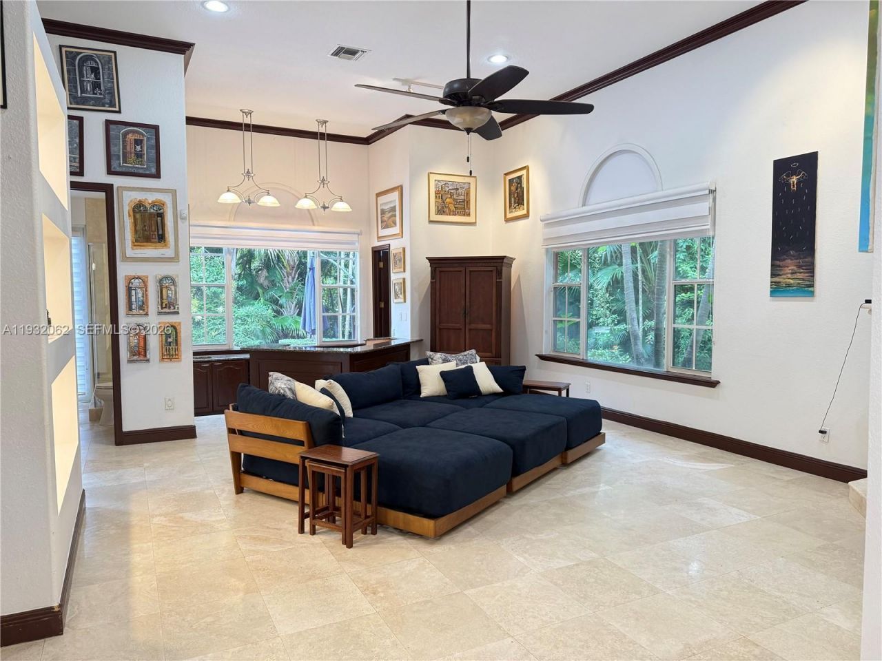 11825 S Mitchell Manor Cir, Pinecrest, FL 33156 Photo