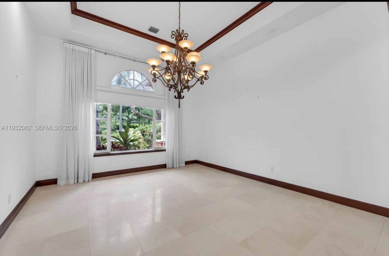 11825 S Mitchell Manor Cir, Pinecrest, FL 33156 Photo