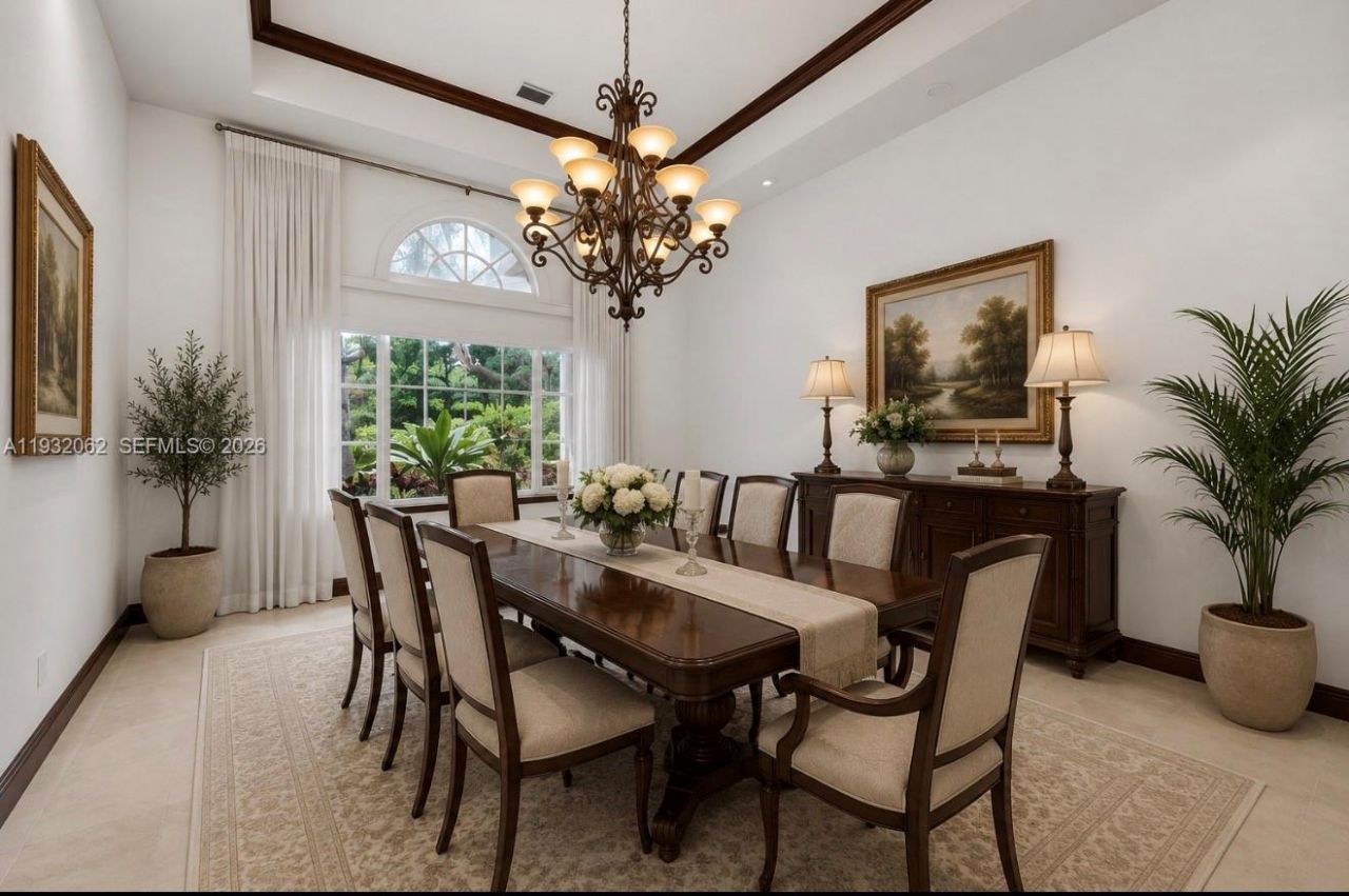 11825 S Mitchell Manor Cir, Pinecrest, FL 33156 Photo