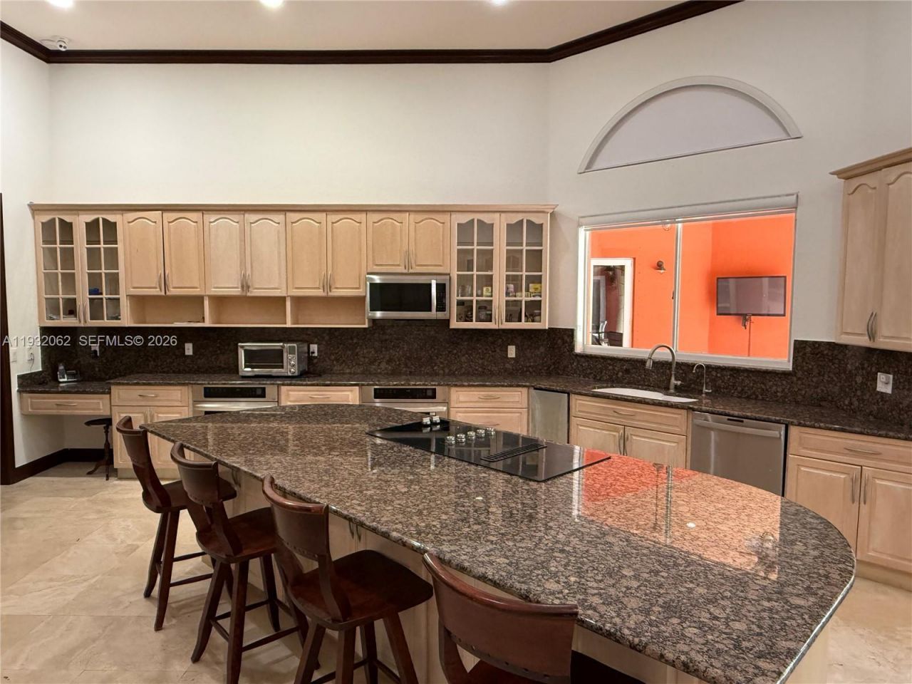 11825 S Mitchell Manor Cir, Pinecrest, FL 33156 Photo