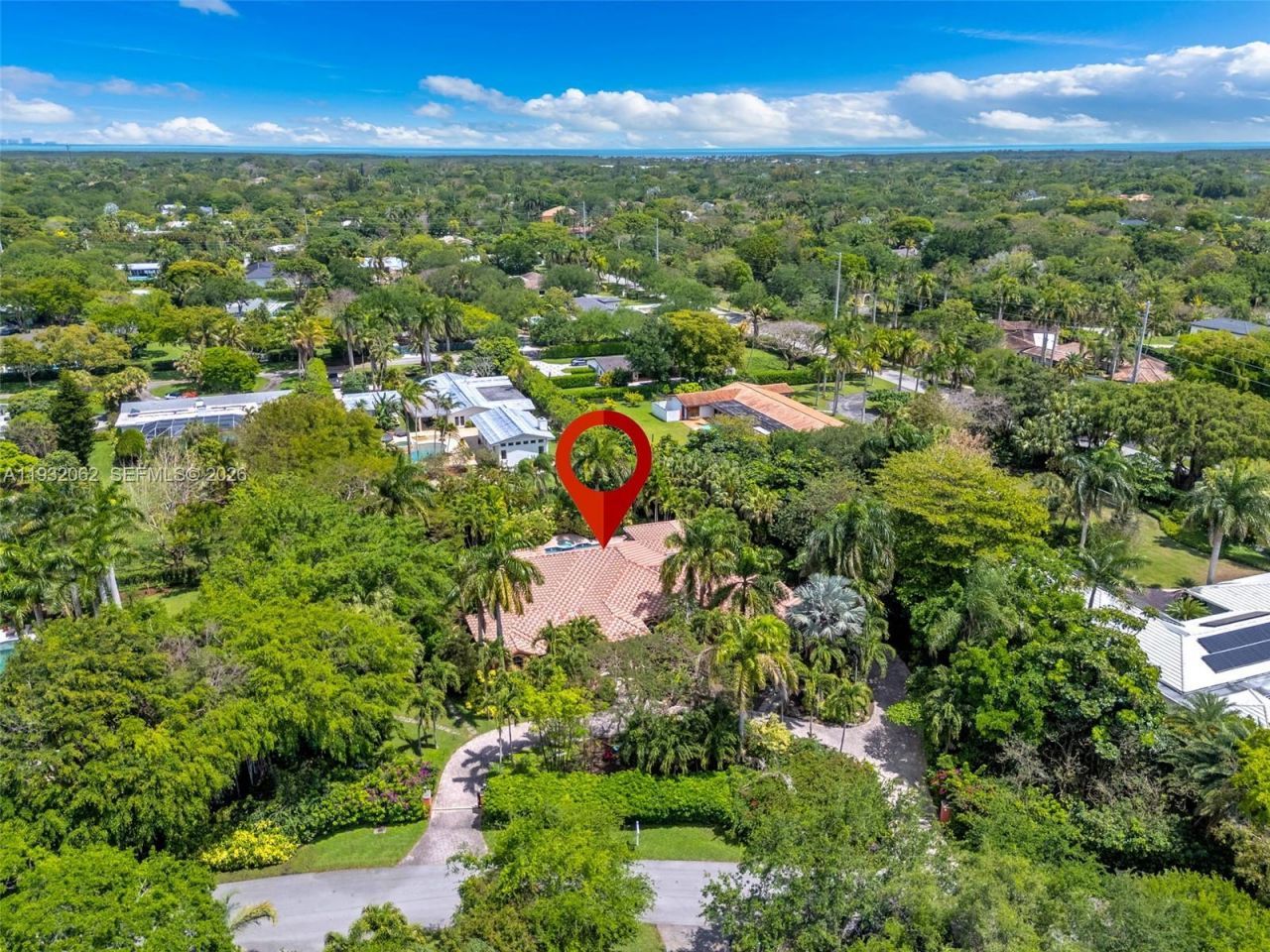 11825 S Mitchell Manor Cir, Pinecrest, FL 33156 Photo