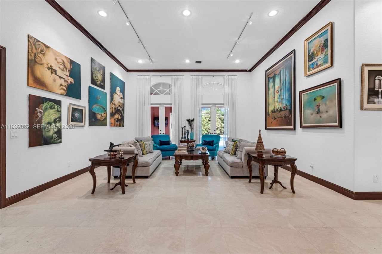 11825 S Mitchell Manor Cir, Pinecrest, FL 33156 Photo