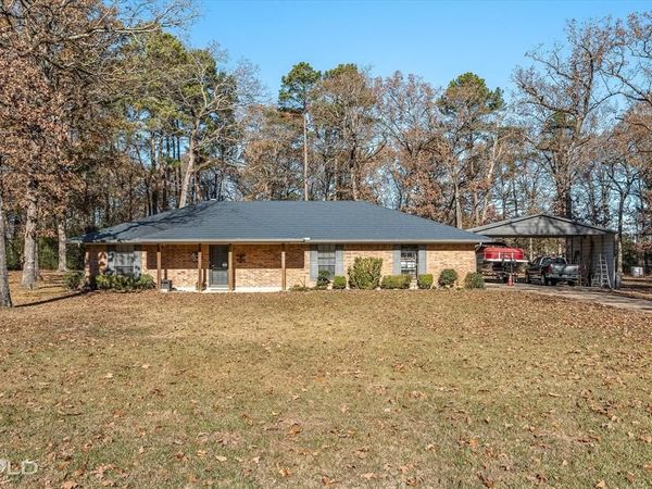 8543 Sac Fox Road, Shreveport, LA 71107