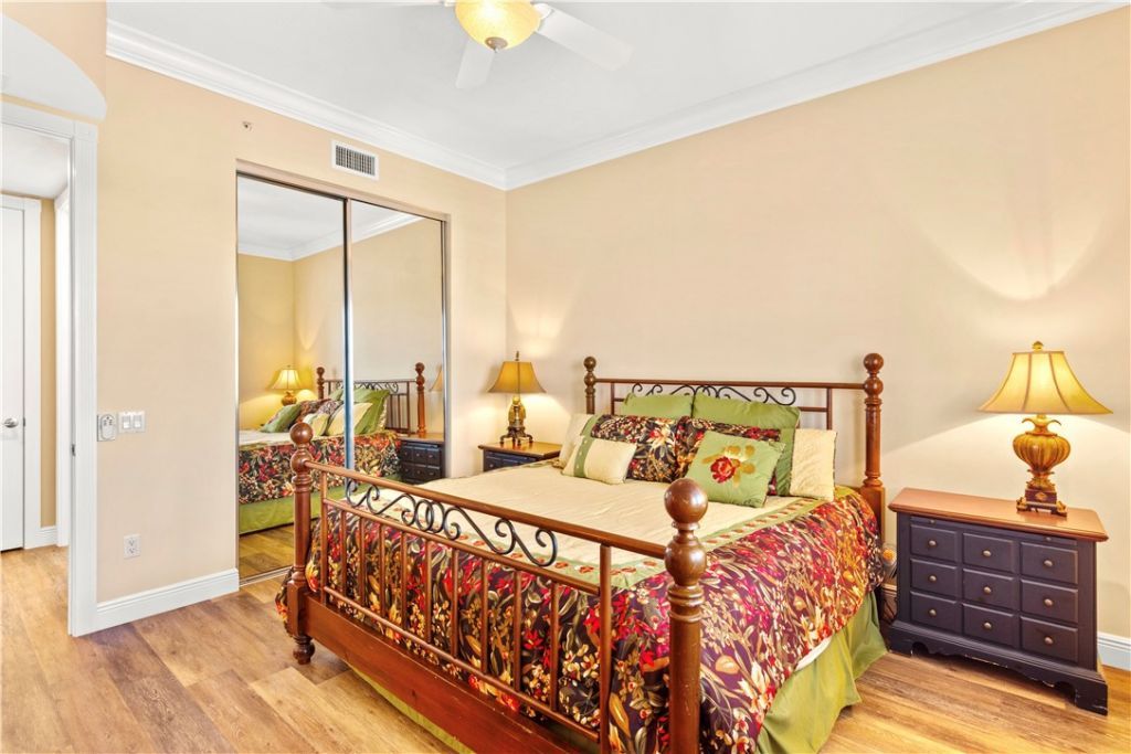 33 Harbour Isle Drive W, Unit 306, Fort Pierce, FL 34949 Photo