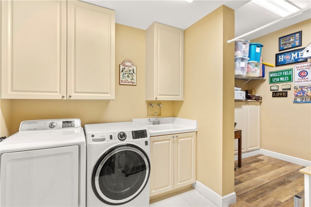 33 Harbour Isle Drive W, Unit 306, Fort Pierce, FL 34949 Photo