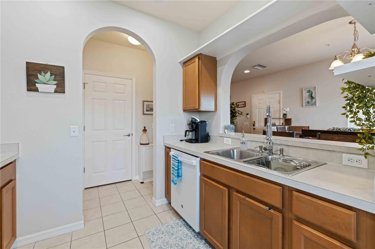 3707 45th Terrace W, Unit 101, Bradenton, FL 34210 Photo