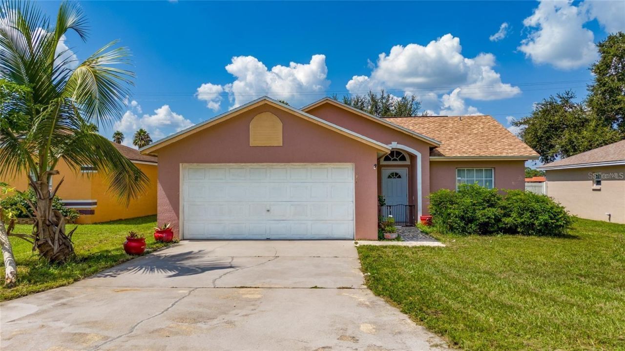 871 Reflections Loop E, Winter Haven, FL 33884 Main Photo