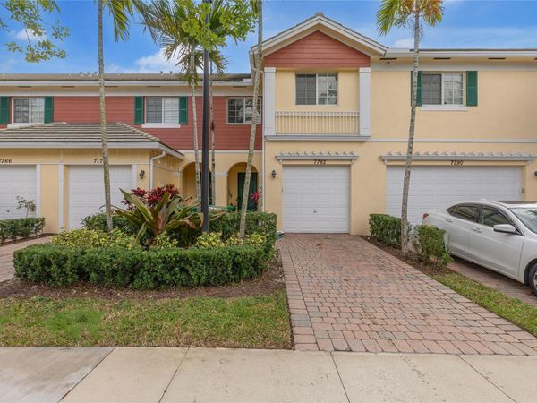 7782 Paddock Place, Davie, FL 33328