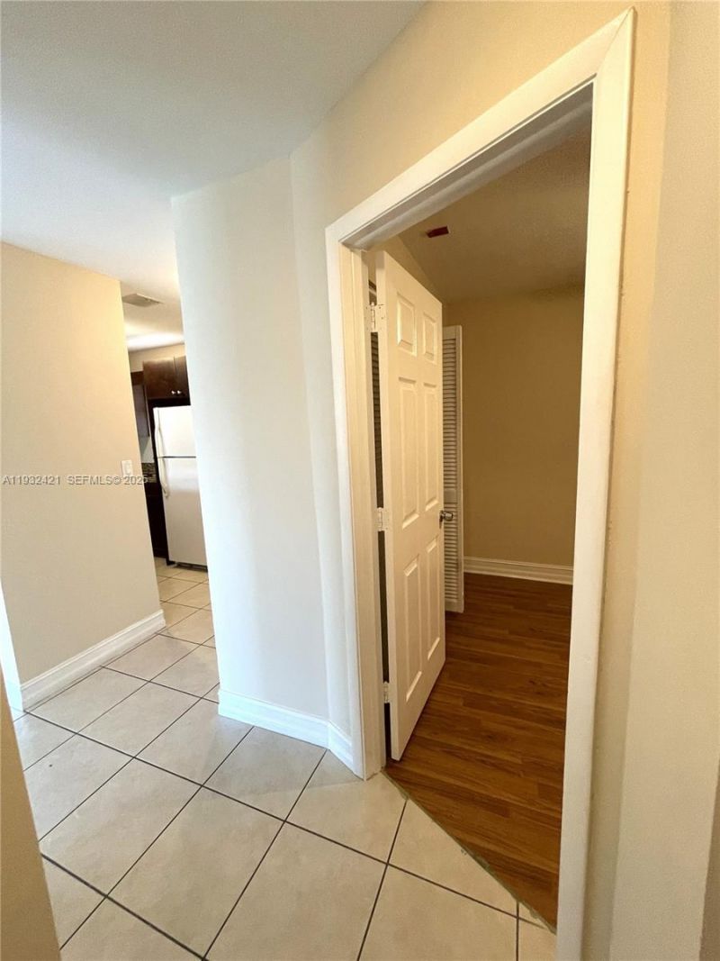 11453 NW 39th Ct, Unit 310-2, Coral Springs, FL 33065 Photo