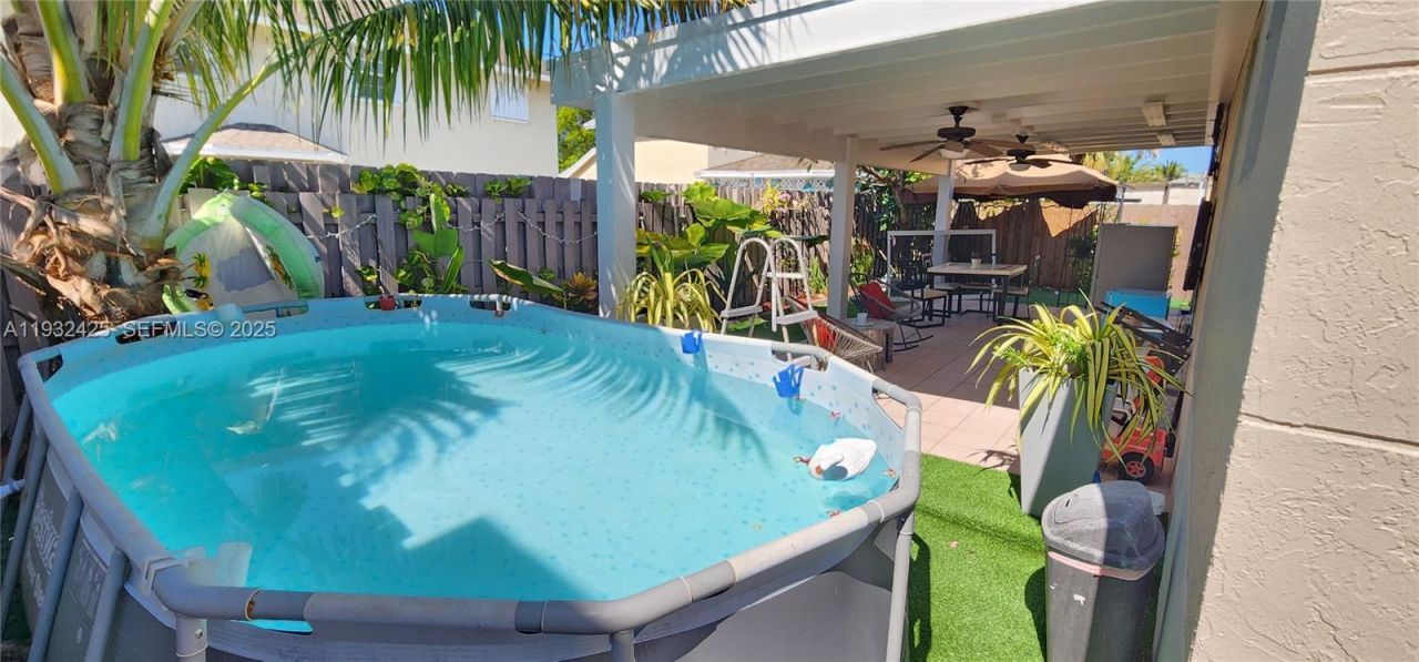 9829 SW 221st St, Unit 1, Cutler Bay, FL 33190 Photo